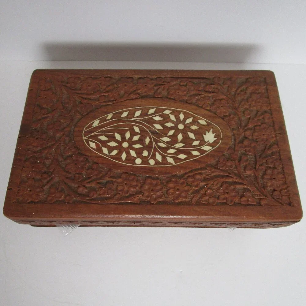 carved wood jewelry box